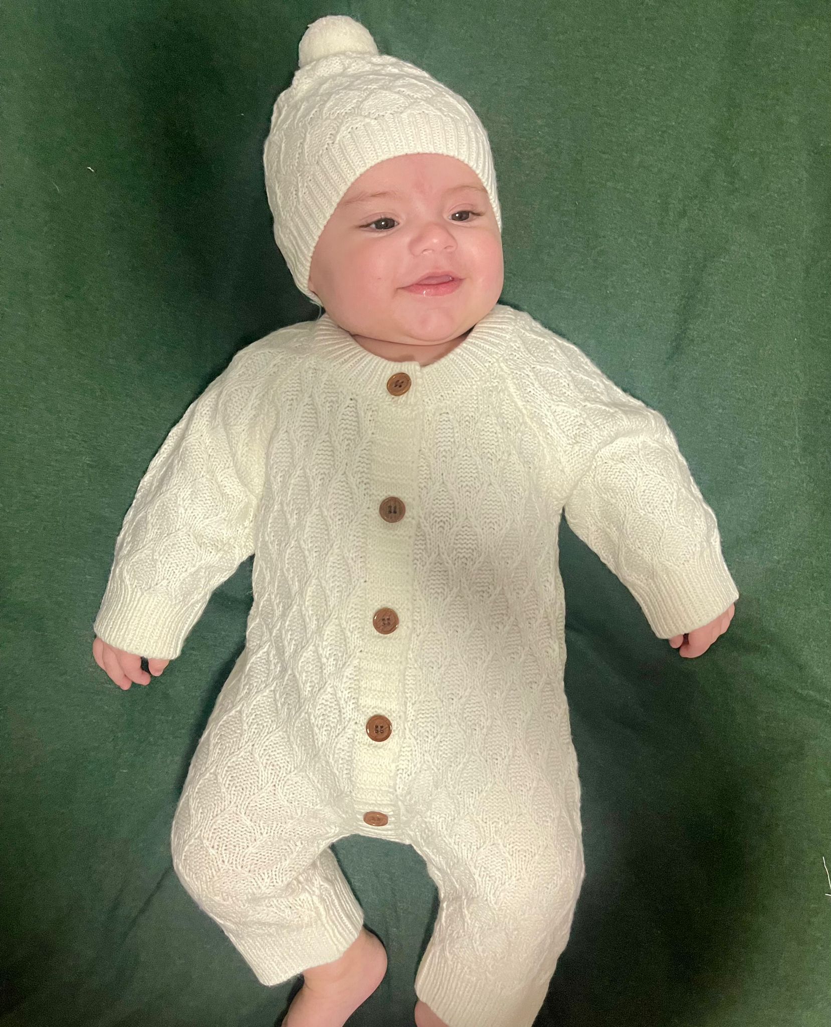 Handmade Knitted Baby Set – Romper & Hat( Baby grow)